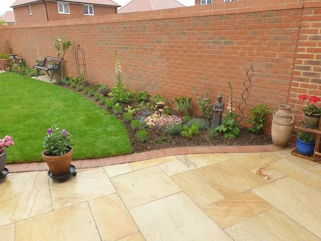 Where Can I Find Mint Sandstone Paving Near Me?