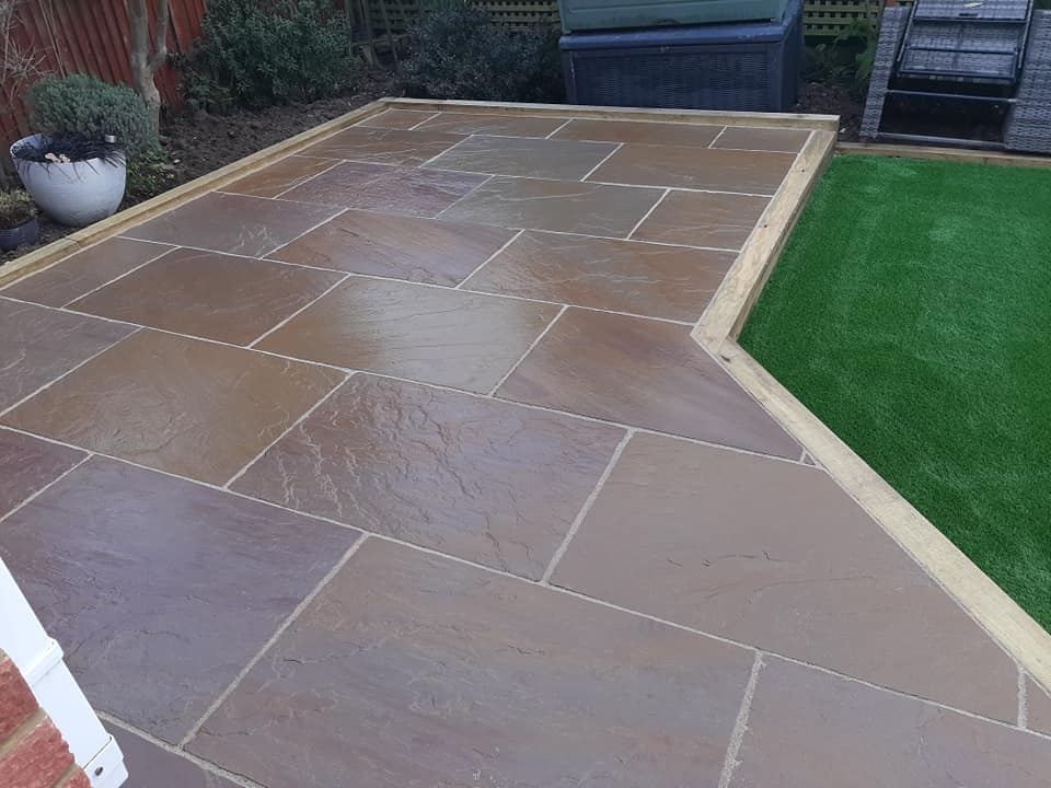 Rippon Buff Sandstone Circle Kit in Kent